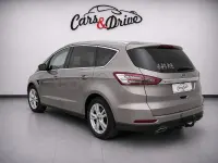 Usado Ford S-MAX Titanium 180 CV (132 kW) 2018 Gris / plata Monovolumen