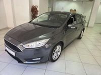 Usado Ford Focus Trend+ 125 CV (91 kW) 2015 Gris Familiar