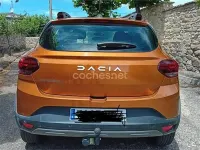 Usado Dacia Sandero Essentiel 91 CV (66 kW) 2022 Naranja Berlina