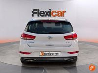 Usado Hyundai i30 120 CV (88 kW) 2022 Blanco