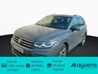 Usado VW Tiguan R-line 150 CV (110 kW) 2023 Gris / plata SUV