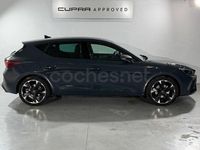 Usado Cupra Leon 150 CV (110 kW) 2025 Azul Berlina