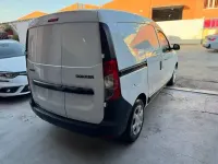 Usado Dacia Dokker Essentiel 95 CV (69 kW) 2019 Blanco Monovolumen
