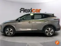 Begagnad Nissan Qashqai Acenta 190 HK (139 kW) 2024 Grå SUV