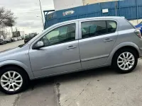Usado Opel Astra Enjoy 90 CV (66 kW) 2007 Gris Utilitario