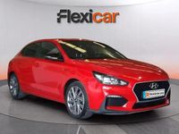 Usado Hyundai i30 N Line 120 CV (88 kW) 2021 Rojo Berlina