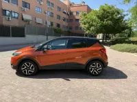 Usado Renault Captur 90 CV (66 kW) 2015 Naranja SUV