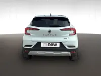Usado Renault Captur Zen 145 CV (106 kW) 2022 Blanco  techo negro SUV