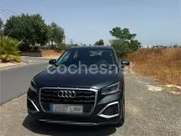 Usado Audi Q2 Advanced Plus 150 CV (110 kW) 2021 Gris / plata SUV
