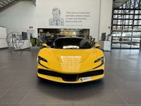 Usado Ferrari SF90 1001 CV (736 kW) 2020 Amarillo Coupe