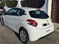 Usado Peugeot 208 Active 75 CV (55 kW) 2016 Blanco Utilitario
