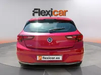 Usado Opel Astra Business Elegance 130 CV (95 kW) 2020 Rojo Berlina