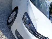 Usado VW Touran Advance 150 CV (110 kW) 2015 Blanco Monovolumen
