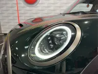 Usado Mini Cooper SE Resolute Edition 135 kW (184 CV) 2022 Verde Utilitario