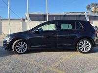 Usado VW Golf VII 110 CV (80 kW) 2016 Negro Berlina