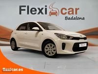 Usado Kia Rio 84 CV (61 kW) 2018 Blanco Berlina