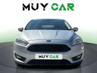 Usado Ford Focus Trend+ 125 CV (91 kW) 2018 Gris Utilitario