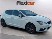 Usado Seat Leon Style 115 CV (84 kW) 2019 Blanco Berlina
