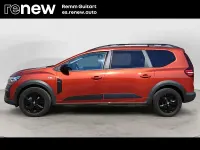 Usado Dacia Jogger Extreme 100 CV (73 kW) 2022 Marrón Monovolumen
