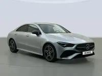 Usado Mercedes CLA200 163 CV (119 kW) 2025 Gris plata Berlina