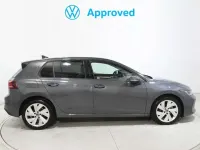 Usado VW Golf VIII 116 CV (85 kW) 2025 Gris Utilitario