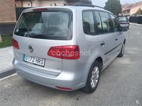 Usado VW Touran Advance 105 CV (77 kW) 2013 Gris / plata Monovolumen
