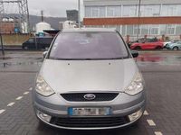 Usado Ford Galaxy 140 CV (102 kW) 2007 Gris Monovolumen