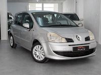 Usado Renault Grand Modus 75 CV (55 kW) 2012 Gris / plata Monovolumen