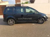 Usado VW Touran 105 CV (77 kW) 2008 Negro Monovolumen