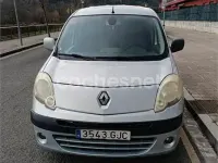 Usado Renault Kangoo Expression 105 CV (77 kW) 2009 Gris / plata Familiar