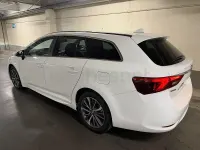Usado Toyota Avensis Advance 143 CV (105 kW) 2016 Blanco Familiar