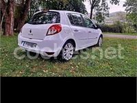 Usado Renault Clio II Expression 85 CV (62 kW) 2010 Blanco Berlina