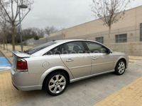 Usado Opel Vectra Cosmo 120 CV (88 kW) 2006 Gris / plata Berlina