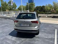 Usado VW Tiguan Sportline 150 CV (110 kW) 2018 Gris / plata SUV