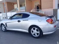 Usado Hyundai Coupé 105 CV (77 kW) 2004 Gris / plata Coupe