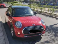 Usado Mini ONE 102 CV (75 kW) 2017 Rojo Utilitario