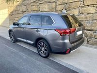 usado Mitsubishi Outlander 200 MPI Motion 2WD 7pl. CVT