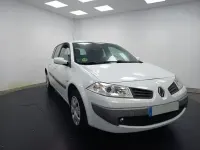 Usado Renault Mégane II Authentique 85 HP (62 kW) 2006 Branco Sedan