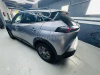Usado Peugeot 2008 Style 110 CV (80 kW) 2021 Gris / plata SUV