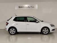 Usado Skoda Fabia Ambition 95 CV (69 kW) 2021 Blanco