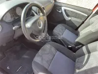 Usado Dacia Sandero Base 75 CV (55 kW) 2010 Rojo Berlina