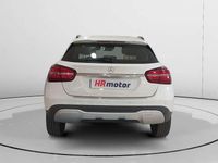 Usado Mercedes GLA180 122 CV (89 kW) 2017 Blanco SUV