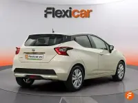 Usado Nissan Micra Acenta 100 CV (73 kW) 2019 Beige Utilitario