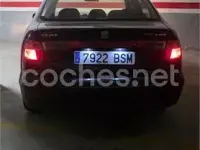 Usado Seat Toledo Stella 110 CV (80 kW) 2002 Negro Berlina