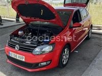 Usado VW Polo Advance 90 CV (66 kW) 2014 Rojo Berlina