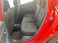 Begagnad Renault Clio IV Dynamique 90 HK (66 kW) 2015 Röd