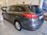 Usado Ford Focus Titanium 115 CV (84 kW) 2014 Negro Familiar