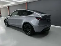 Usado Tesla Model Y 339 kW (461 CV) 2022 Gris SUV