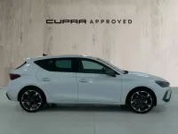 Usado Cupra Leon 150 CV (110 kW) 2025 Blanco Berlina