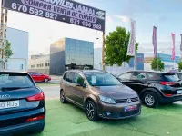 Usado VW Touran Advance 105 CV (77 kW) 2012 Marrón Monovolumen